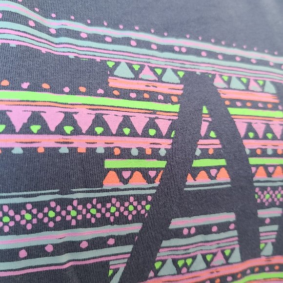 YEAH Aztec Print Western Graphic Tee - Picture 4 of 8